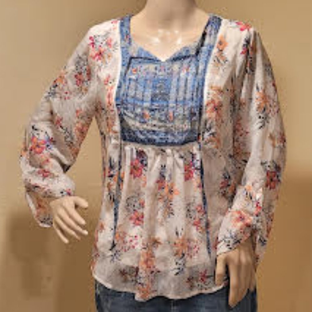 NWT Christopher & Banks curved hem flowy boho chic top w/ inner shell - Small